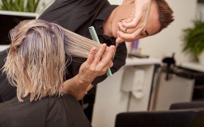 Come scegliere il taglio di capelli giusto in base alla forma del viso